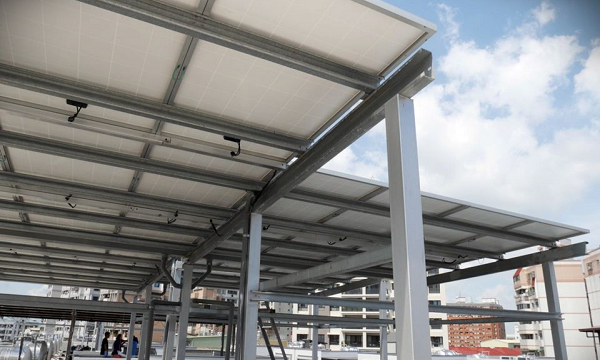 大辰鐵皮台中南屯鐵皮屋團隊與施工現場